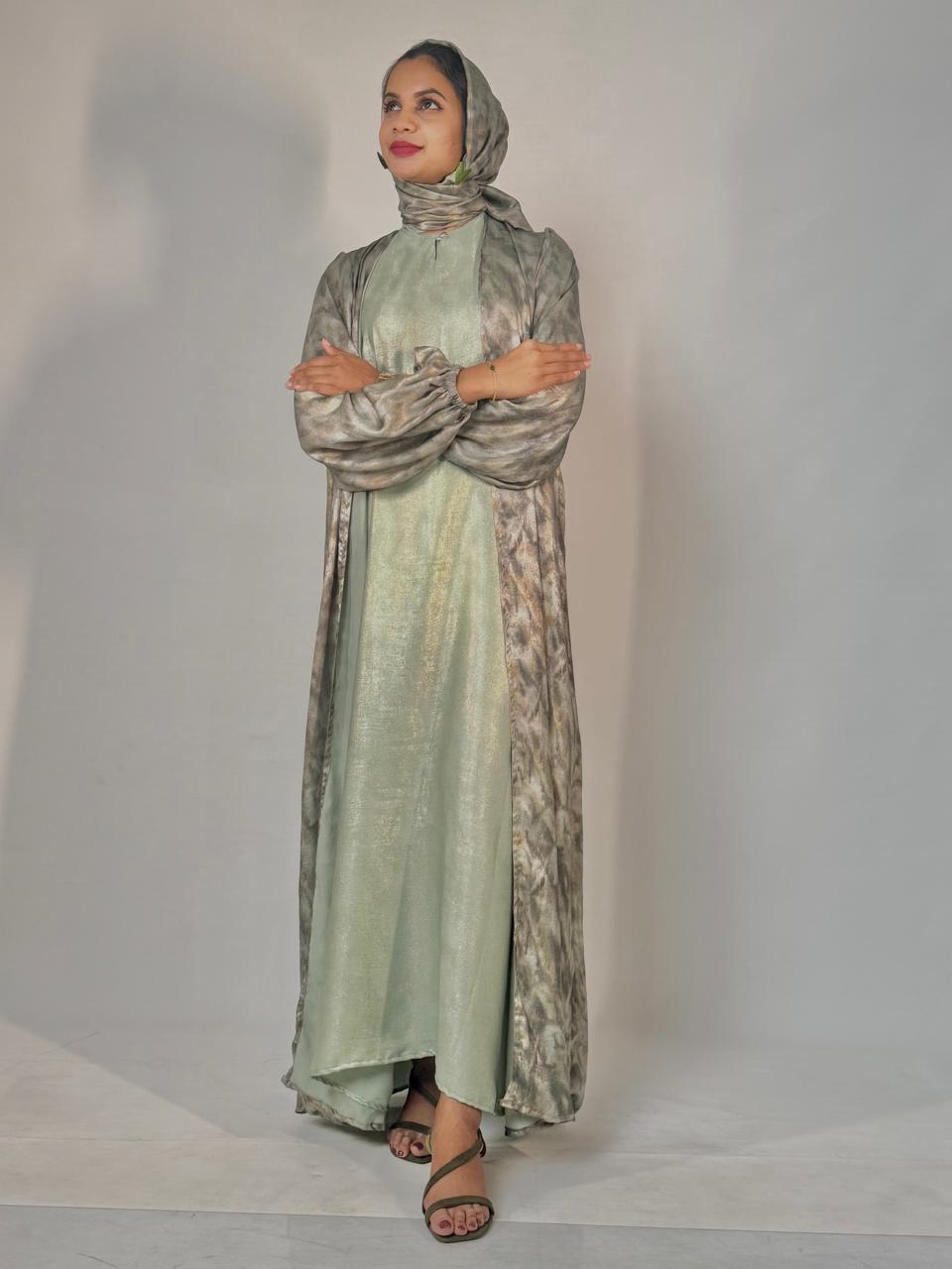 Minimalist folded knitwear